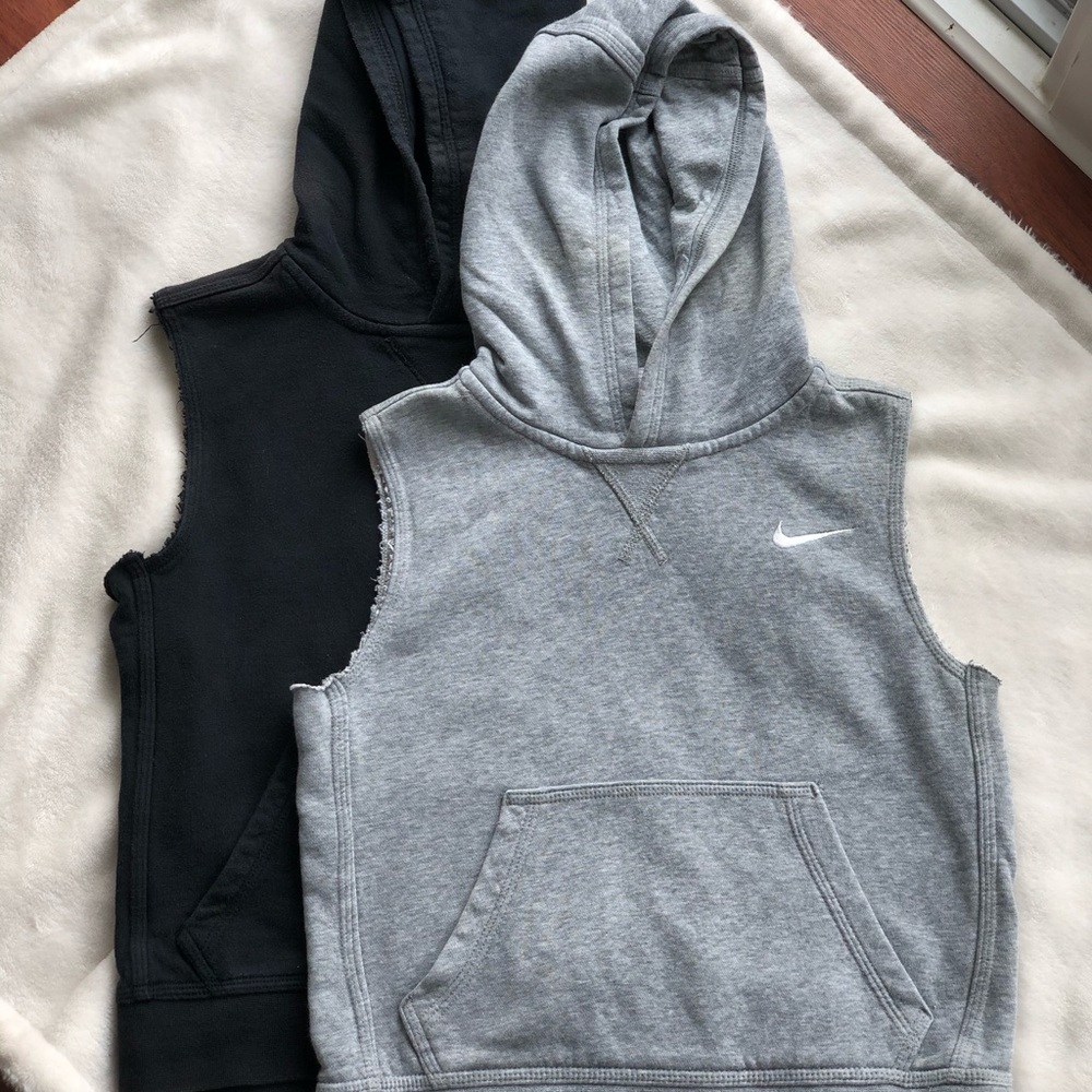 Youth Small Nike Sleeveless Hoodies